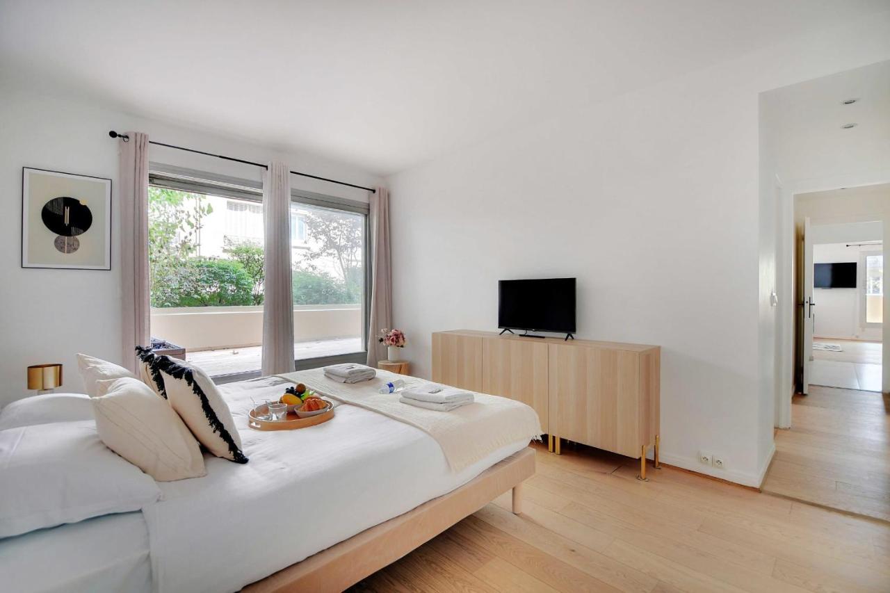Elegant Apartment - 2Br-6P - Tour Eiffel ปารีส ภายนอก รูปภาพ